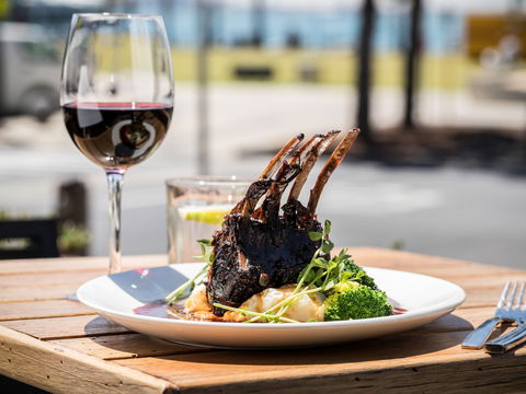 Novotel Geelong - Tourism Canberra 11