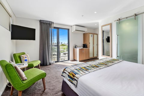Metro Hotel Perth, South Perth - Tourism Canberra 7
