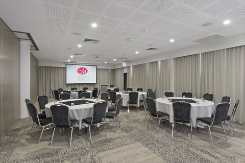 Metro Hotel Perth, South Perth - Tourism Canberra 13