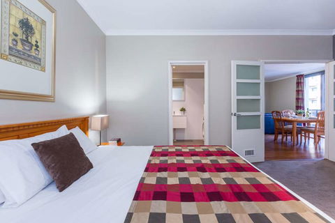 Mont Clare Boutique Apartments - Tourism Canberra 7