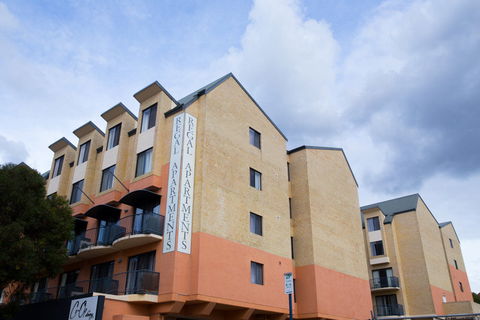 Regal Apartments - Tourism Canberra 0