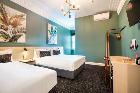 Nightcap At Pymble Hotel - Tourism Canberra 5