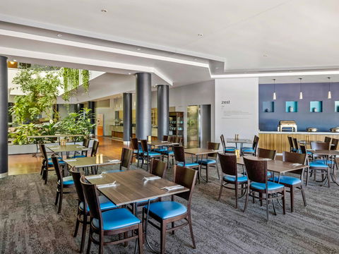 Novotel Darwin Atrium - Tourism Canberra 11