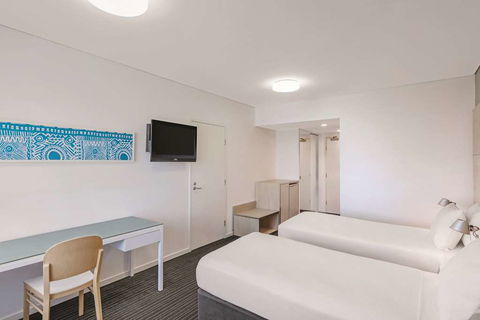 Vibe Hotel Darwin Waterfront - Tourism Canberra 9