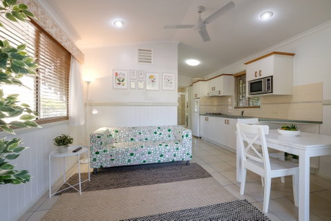 Barney Beach Accommodation Centre - Tourism Canberra 6