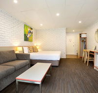 Villa Noosa Hotel - Tourism Canberra