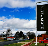Governor Macquarie Motor Inn - Tourism Canberra