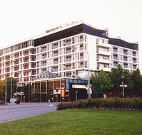 Hotel Adelaide International - Tourism Canberra