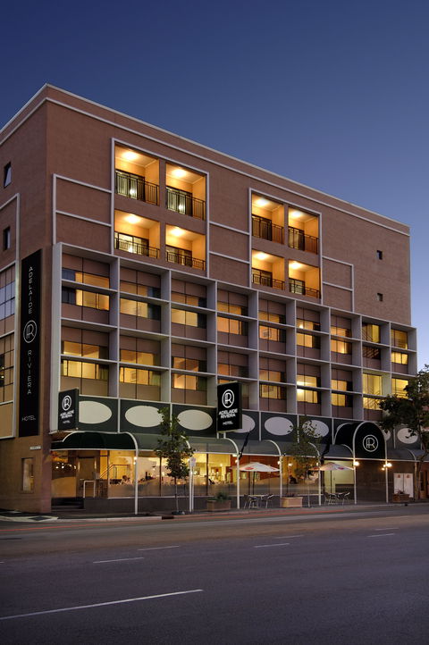Adelaide Riviera Hotel - Tourism Canberra 0