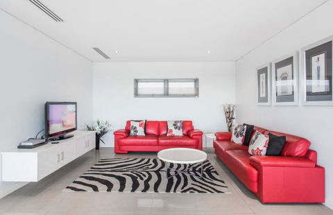 Rockingham Apartments - Tourism Canberra 2