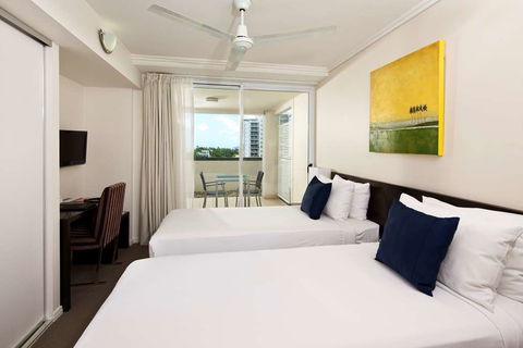 Cairns Central Plaza Apartment - Tourism Canberra 2