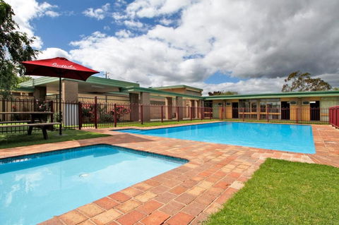 Midtown Motor Inn - Tourism Canberra 1