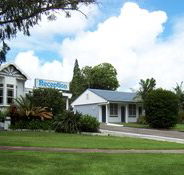 Colonial Court Motor Inn - Tourism Canberra