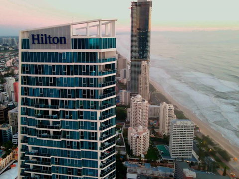 Hilton Surfers Paradise Hotel - Tourism Canberra 1