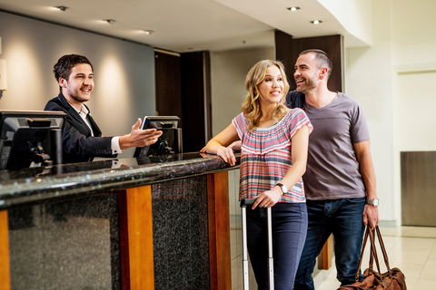 Holiday Inn Potts Point - Tourism Canberra 4
