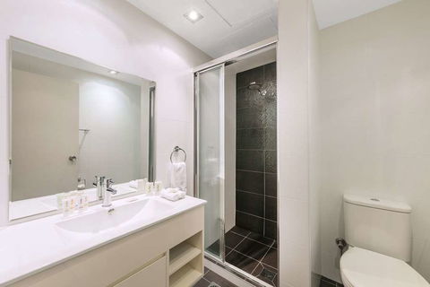 The Macleay Serviced Apartment Hotel - Tourism Canberra 4