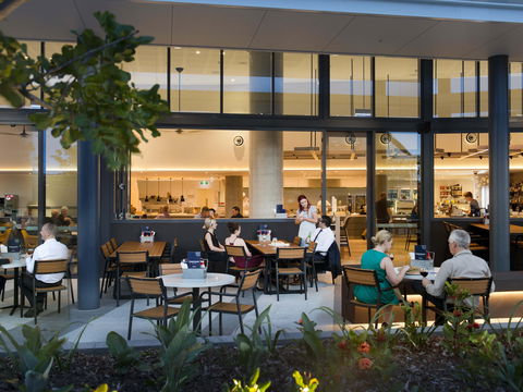 Ibis Brisbane Airport Hotel - Tourism Canberra 4