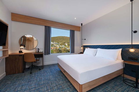 Hilton Garden Inn Albany - Tourism Canberra 9