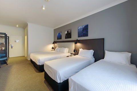 Quality Hotel CKS Sydney Airport - Tourism Canberra 6