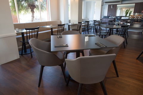 Quality Hotel CKS Sydney Airport - Tourism Canberra 10