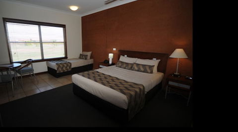 Gidgee Inn - Tourism Canberra 4