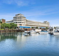 Shangri-La Hotel The Marina - Tourism Canberra