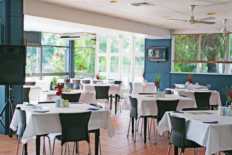 Cairns Plaza Hotel - Tourism Canberra 7