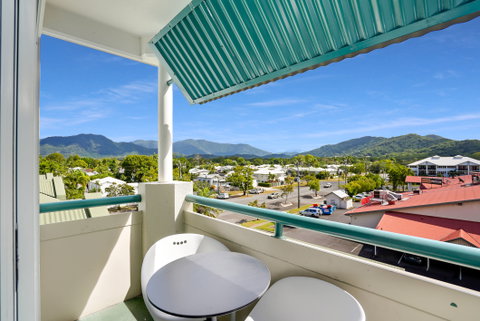 Cairns Sheridan Hotel - Tourism Canberra 1