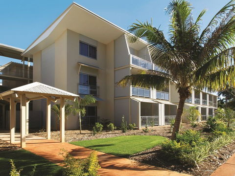 Oaks Broome - Tourism Canberra 0
