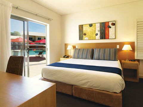 Oaks Broome - Tourism Canberra 2