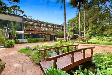 Checkers Resort & Conference Centre - Tourism Canberra 0