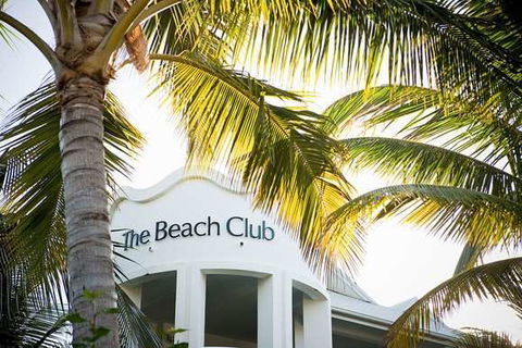 Peppers Beach Club - Tourism Canberra 0