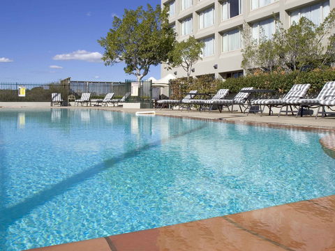 Mercure Hotel Parramatta - Tourism Canberra 2