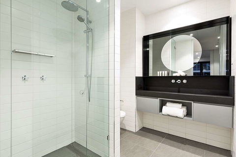 Tyrian Serviced Apts Albert Park Lane - Tourism Canberra 1