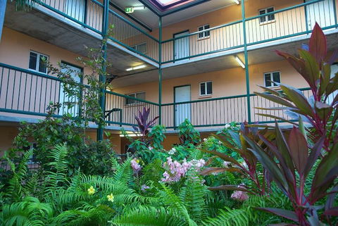 Alatai Holiday Apartments - Tourism Canberra 0