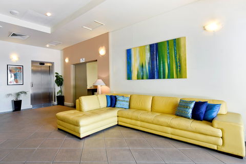 Metro Advance Apartments & Hotel - Tourism Canberra 2