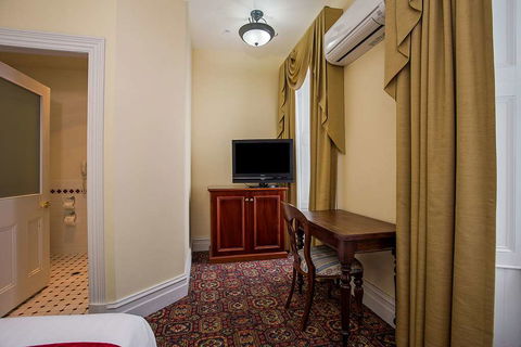 Quality Hotel Bentinck - Tourism Canberra 8
