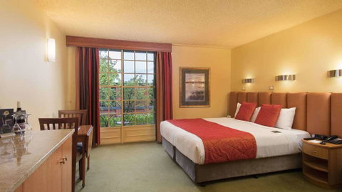 Country Club Tasmania - Tourism Canberra 2