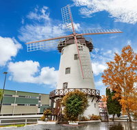 Leisure Inn Penny Royal Hotel  Apts - Tourism Canberra