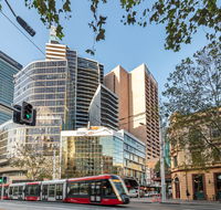 Meriton Suites Campbell Street - Tourism Canberra