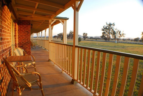 Stockman's Motel, Tamworth - Tourism Canberra 1