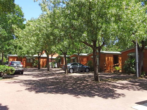 Adelaide Caravan Park - Tourism Canberra 2