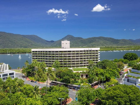 Hilton Cairns - Tourism Canberra 2