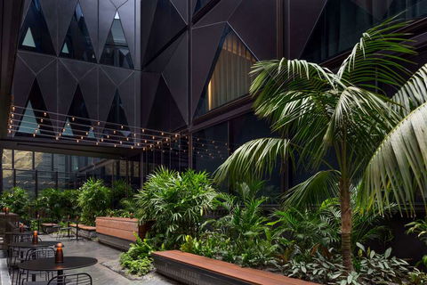 West Hotel Sydney, Curio Collection - Tourism Canberra 1