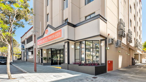 Metro Hotel Perth City - Tourism Canberra 1
