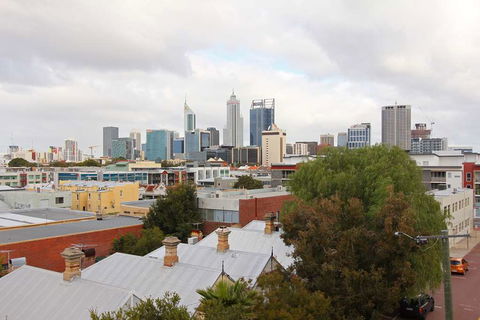 Zappeion Apartments - Tourism Canberra 0