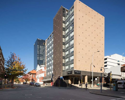 Pensione Hotel Perth - Tourism Canberra 0