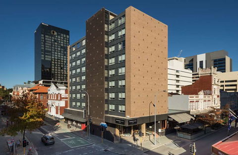Pensione Hotel Perth - Tourism Canberra 2
