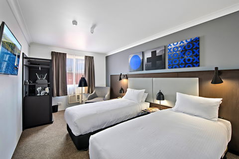 Quality Hotel CKS Sydney Airport - Tourism Canberra 2