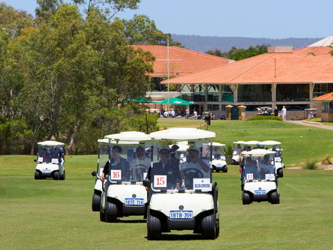 Novotel Swan Valley Vines Resort Hotel - Tourism Canberra 2